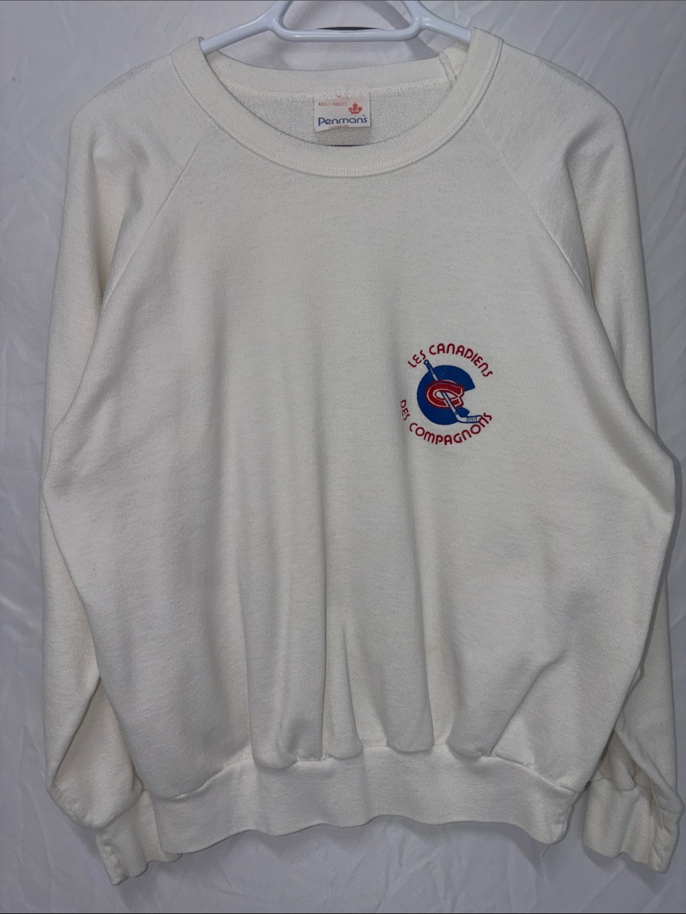 Vintage Penmans Made in Canada Cream Raglan Crewneck Sweatshirt Hockey L